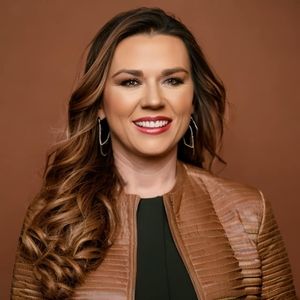 Meet your Posher, Laceesharee